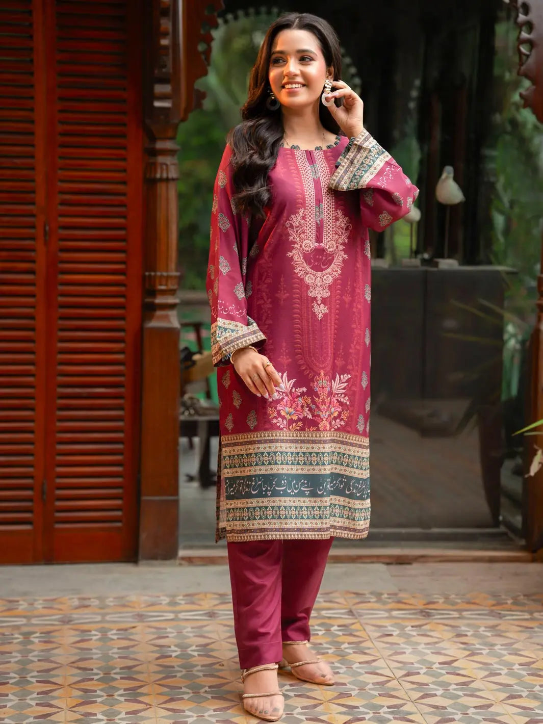 Zareen | 2 Piece |Printed | Maroon