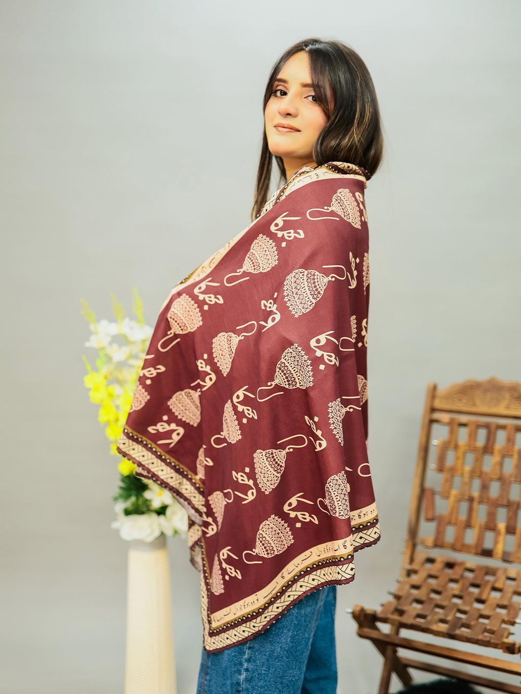 Jhumka Stole (Maroon)