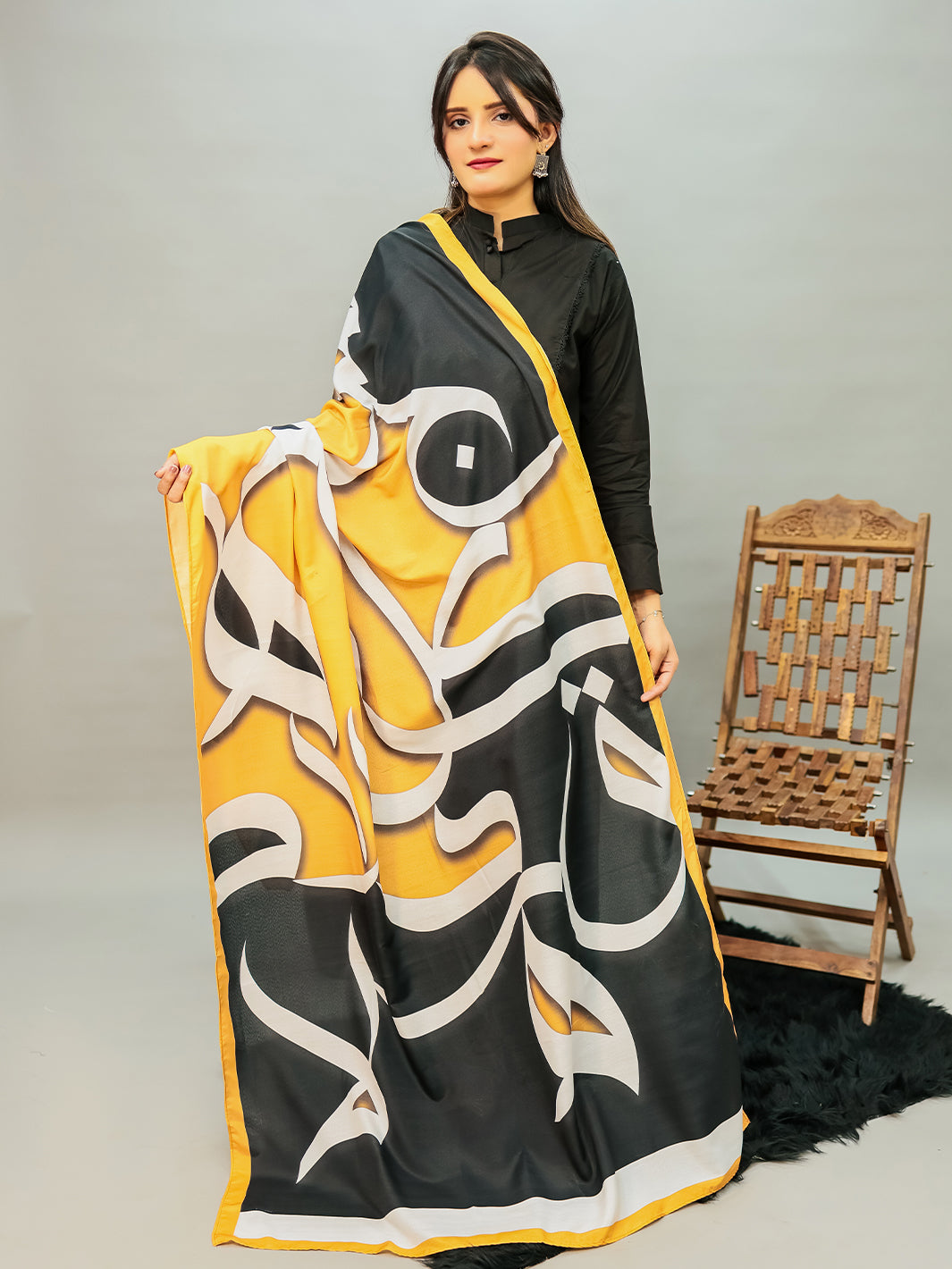Huroof Ki Mehfil Voile Dupatta (black and white)