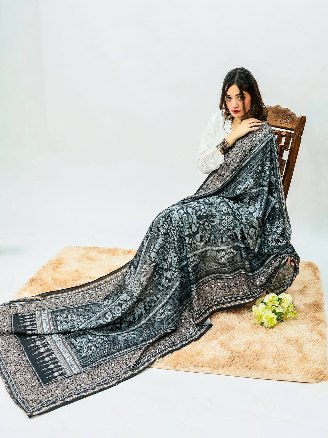 Zehra Dupatta (Black)