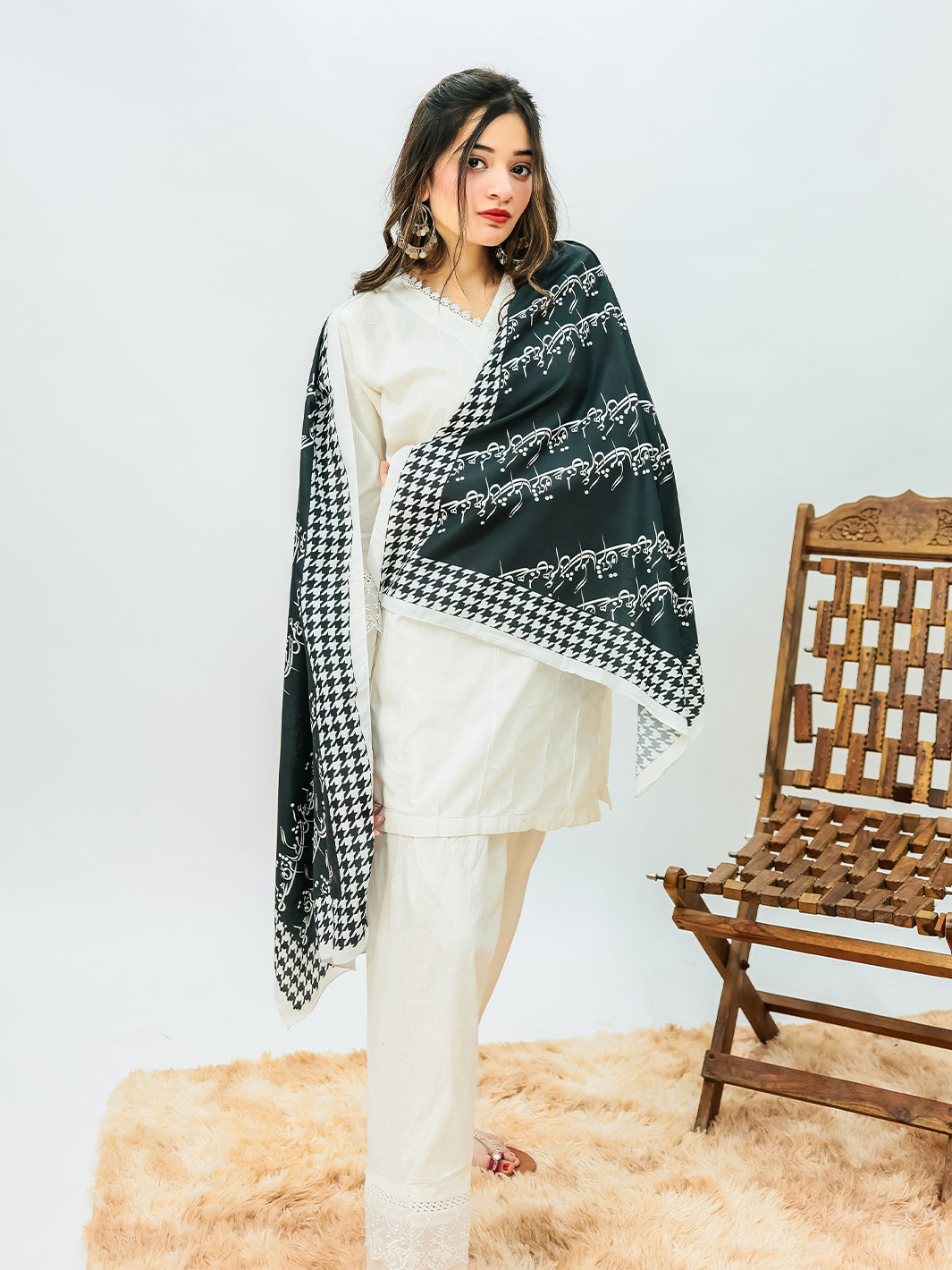 Shaam Stole (Black)