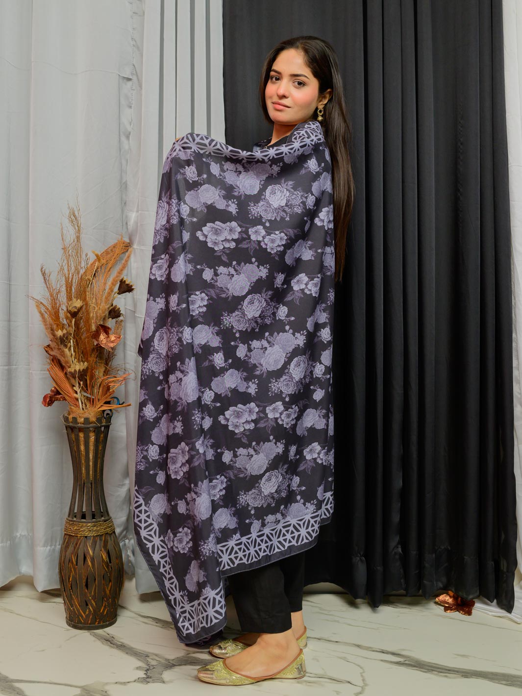 Nurjis Dupatta