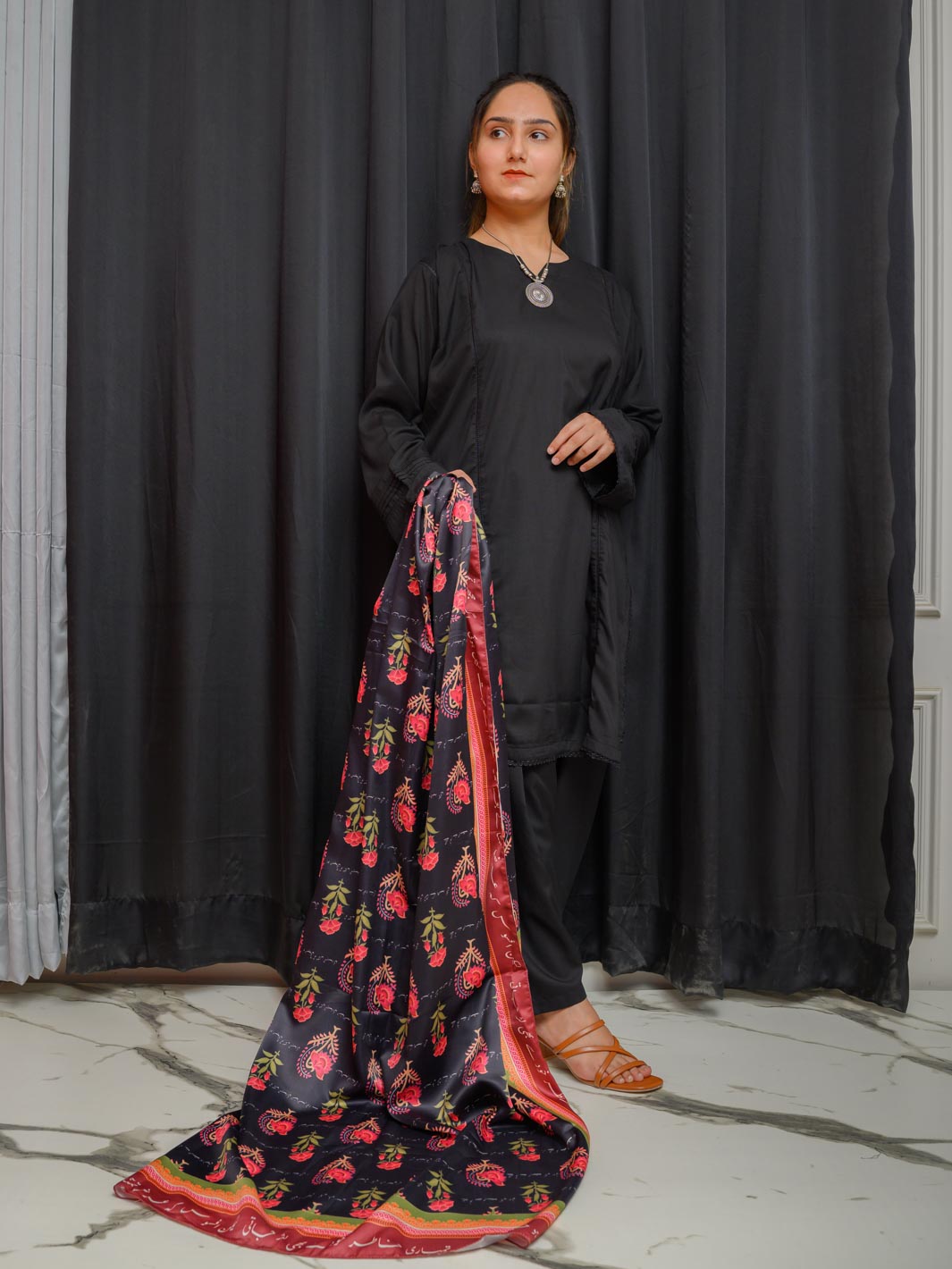 Khudse Voile dupatta (Black)
