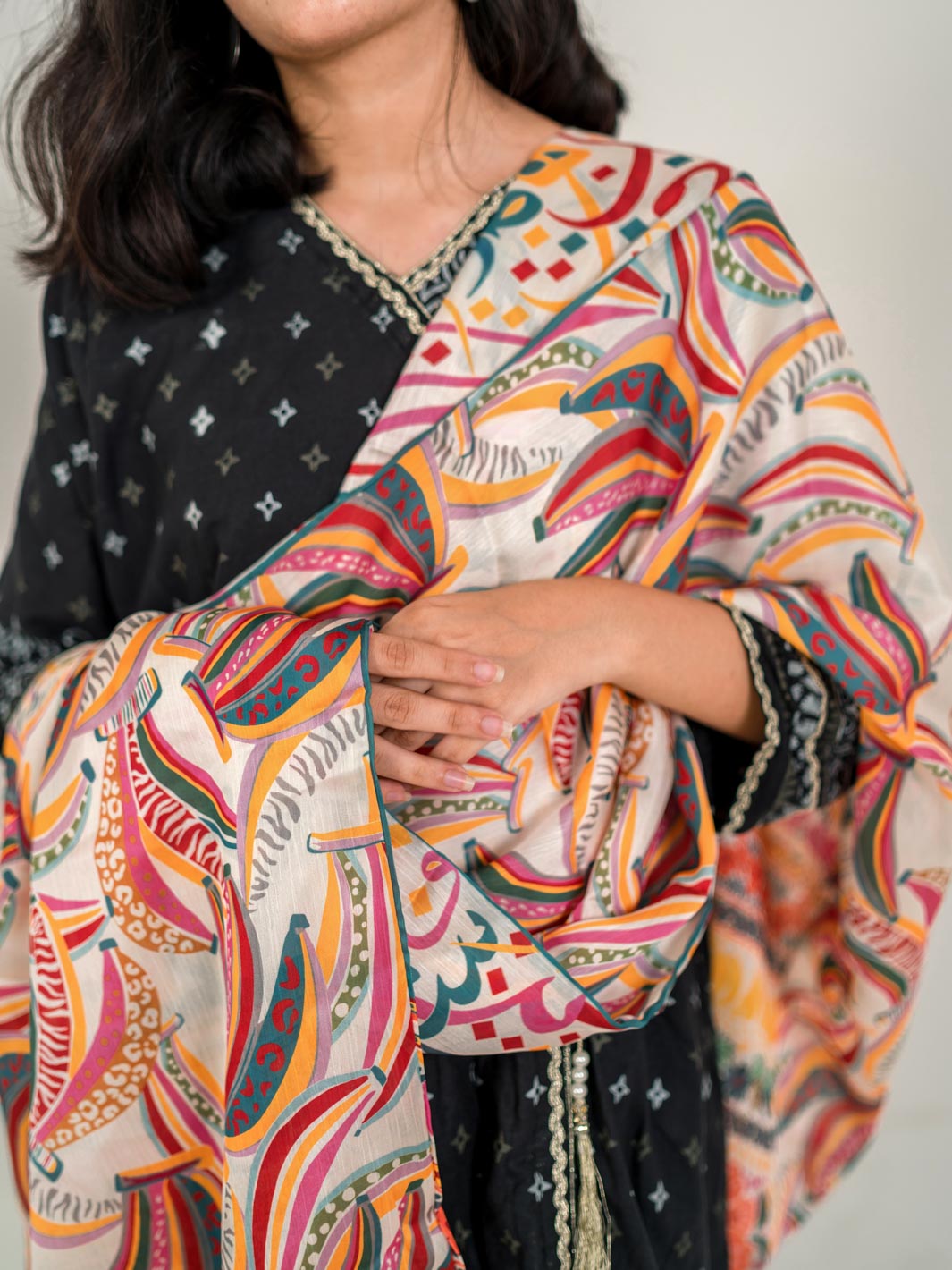 Fruity Stole (White)